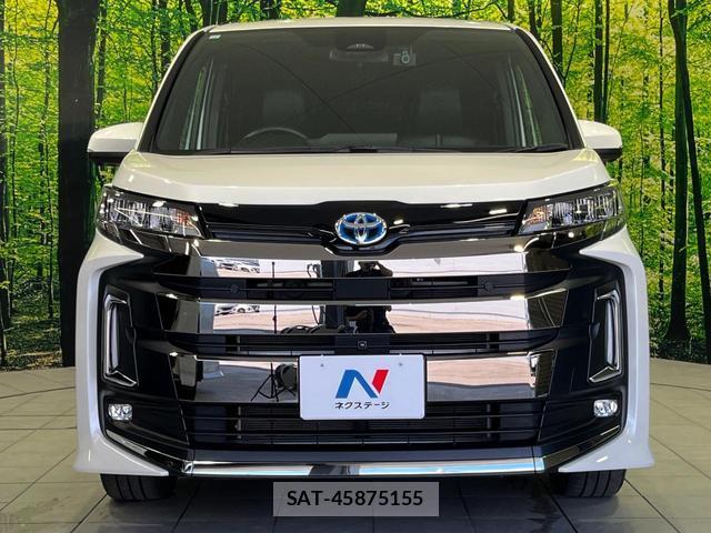 Toyota NOAH 2023-12 8053591-14