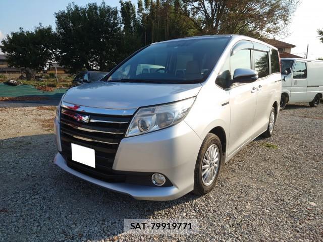 Toyota NOAH 2014-09 8053606-0