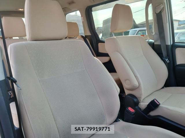 Toyota NOAH 2014-09 8053606-3