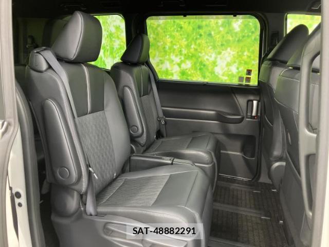 Toyota NOAH 2024-06 8053675-4