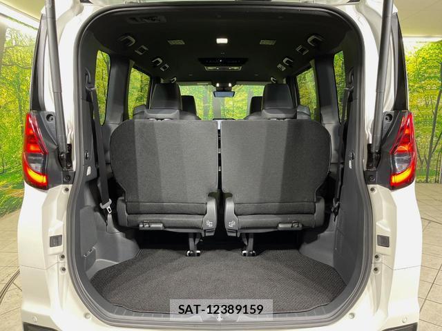 Toyota NOAH 2025-01 8053697-11