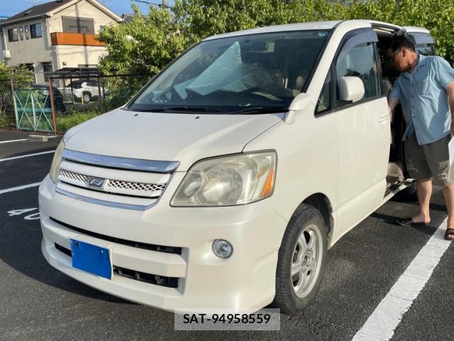 Toyota NOAH 2005-09 8053863-1