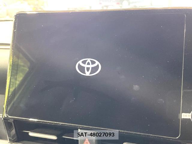 Toyota NOAH 2022-09 8054173-1