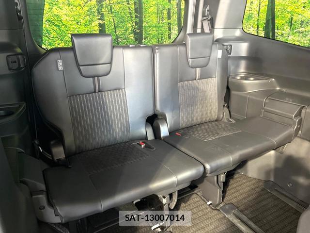 Toyota NOAH 2024-01 8054275-9