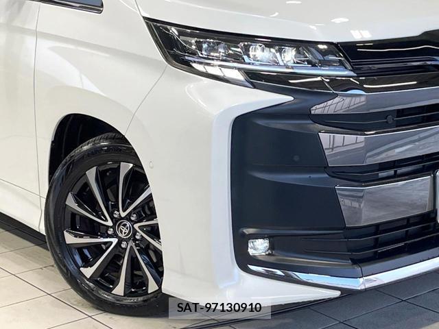 Toyota NOAH 2024-09 8054312-12