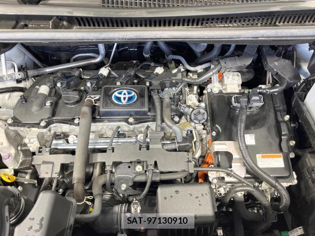 Toyota NOAH 2024-09 8054312-18