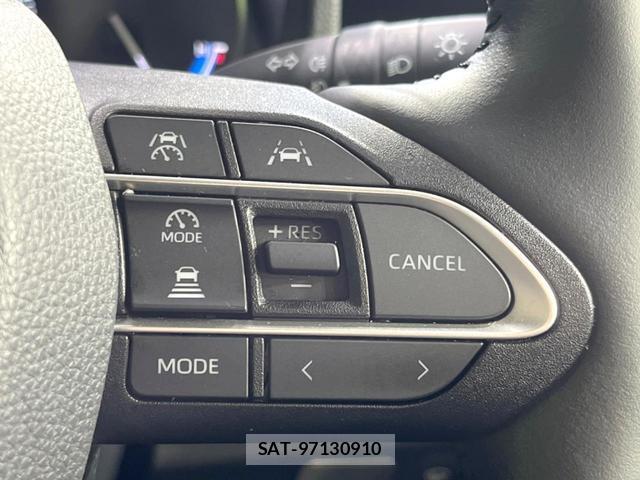 Toyota NOAH 2024-09 8054312-6
