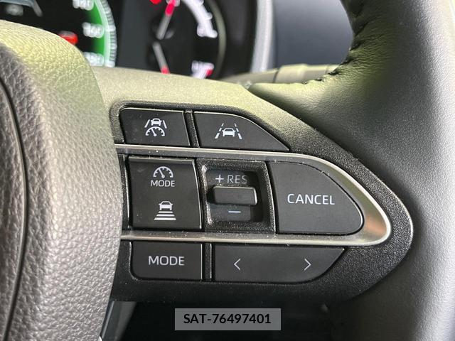 Toyota NOAH 2024-07 8054540-4