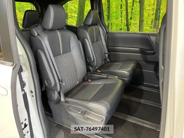 Toyota NOAH 2024-07 8054540-8