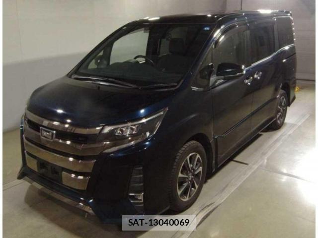 Toyota NOAH 2018-04 8054646-0