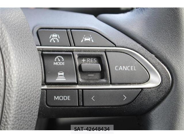 Toyota NOAH 2022-04 8054931-4