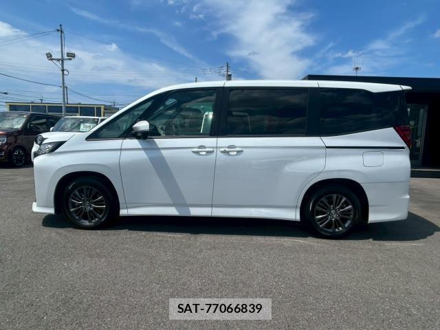 Toyota NOAH 2026-02 8055168-10