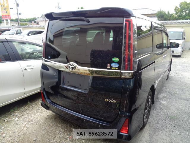 Toyota NOAH 2019-09 8055718-1