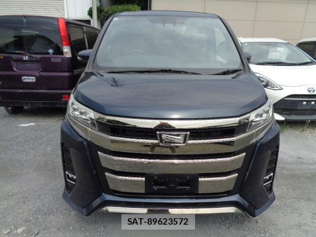 Toyota NOAH 2019-09 8055718-17