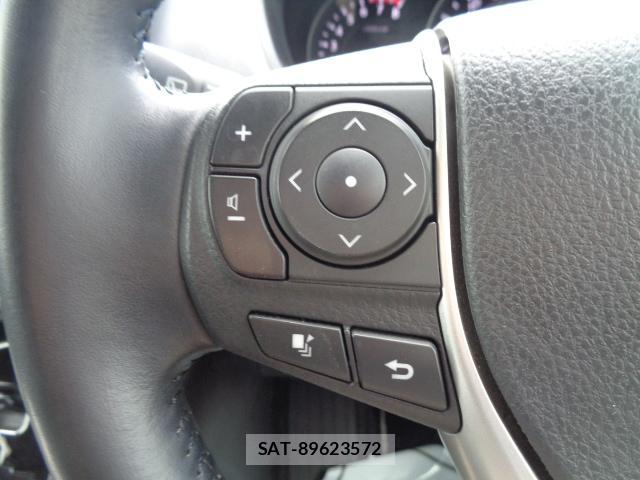 Toyota NOAH 2019-09 8055718-18