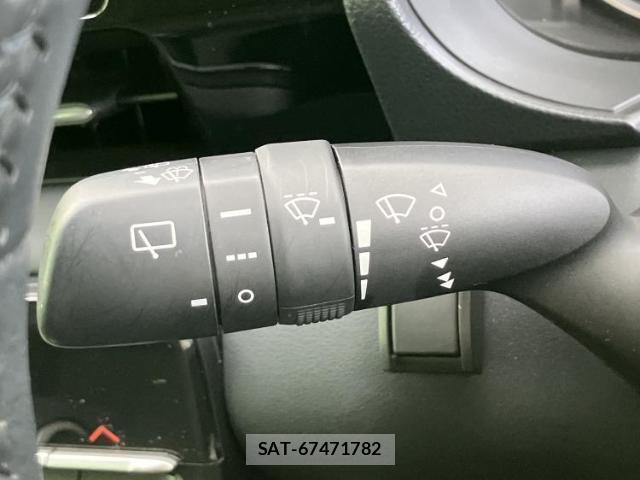 Toyota NOAH 2022-11 8056156-16