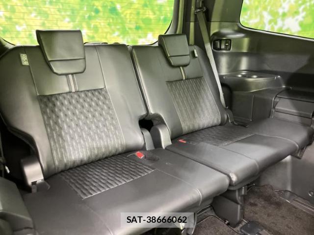 Toyota NOAH 2024-01 8056184-5
