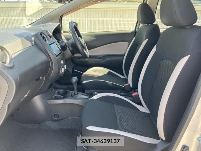Nissan NOTE 2016-11 8053520-6