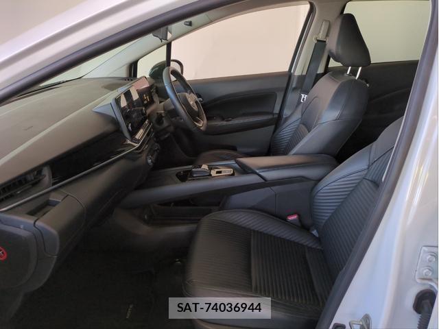 Nissan NOTE 2021-02 8054984-5