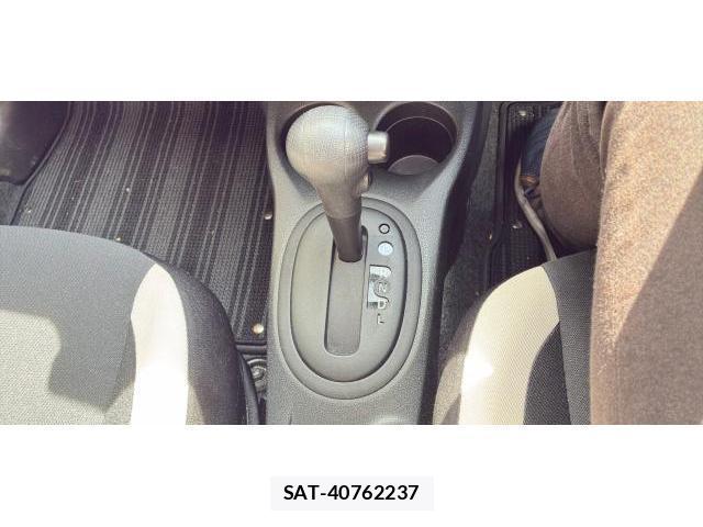 Nissan NOTE 2017-01 8055225-13