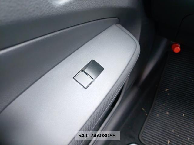 Nissan NOTE 2021-07 8055287-12