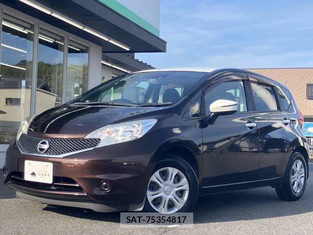 Nissan NOTE 2016-11 8055625-11