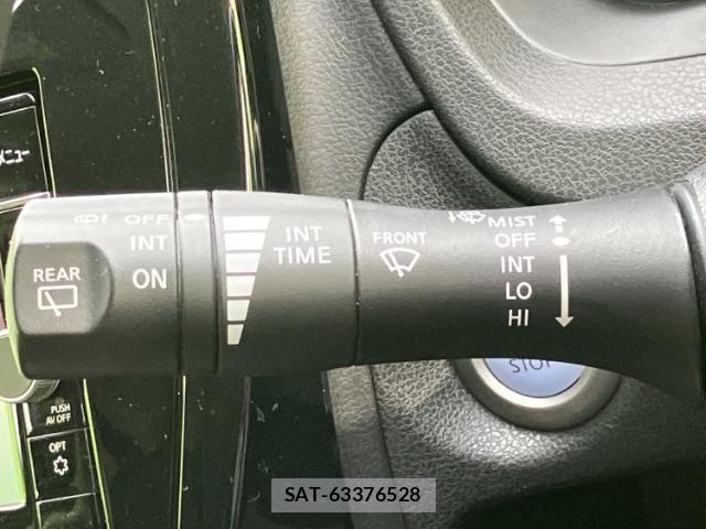 Nissan NOTE 2018-03 8056096-15