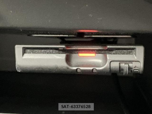Nissan NOTE 2018-03 8056096-17