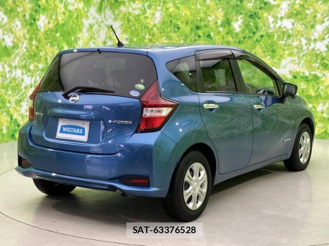 Nissan NOTE 2018-03 8056096-2