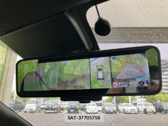 Nissan NOTE 2018-03 8056222-12