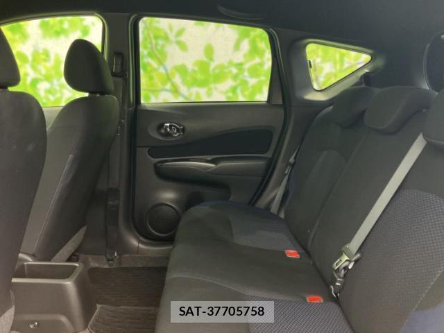 Nissan NOTE 2018-03 8056222-6