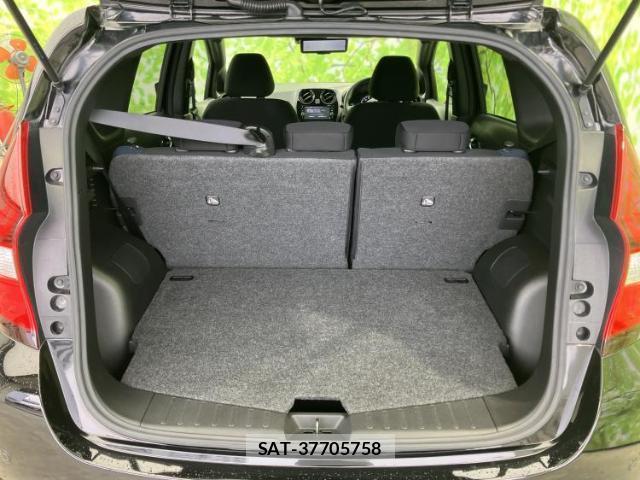 Nissan NOTE 2018-03 8056222-7