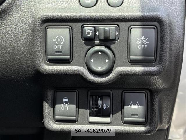 Nissan NOTE 2017-09 8056258-12