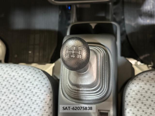 Nissan CLIPPER TRUCK 2016-08 8054441-2