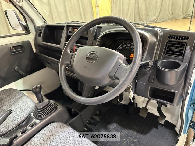 Nissan CLIPPER TRUCK 2016-08 8054441-8