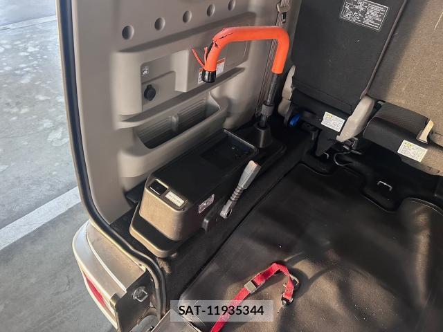 Nissan CLIPPER RIO 2021-04 8055642-13