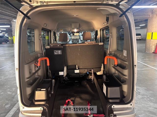 Nissan CLIPPER RIO 2021-04 8055642-15