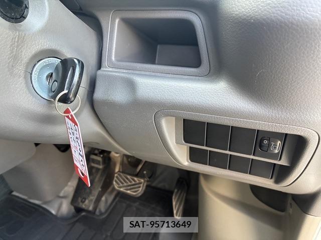 Nissan CLIPPER VAN 2020-03 8054382-16