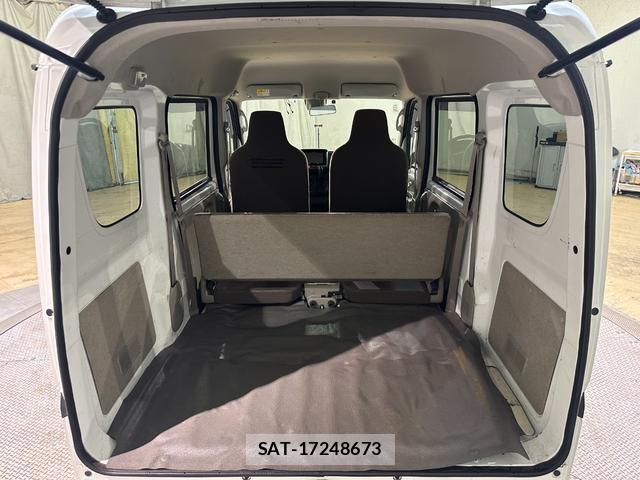 Nissan CLIPPER VAN 2019-05 8056289-17