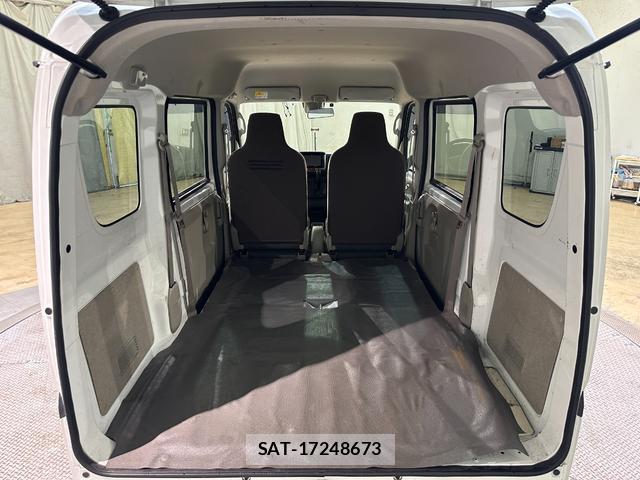 Nissan CLIPPER VAN 2019-05 8056289-19