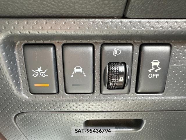 Nissan NV150 AD 2019-07 8054893-7