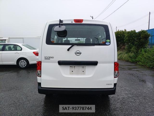 Nissan VANETTE VAN 2018-06 8055245-3