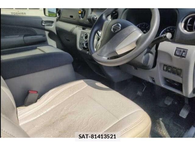 Nissan NV350 Caravan 2013-06 8053274-3