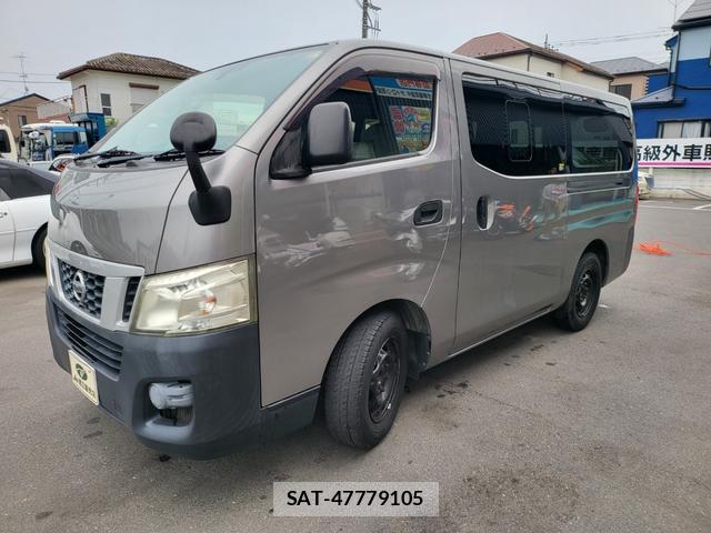 Nissan NV350 Caravan 2016-05 8053617-13