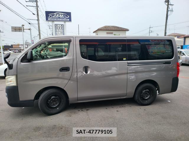Nissan NV350 Caravan 2016-05 8053617-14