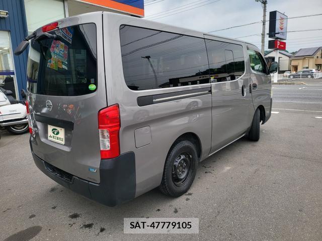 Nissan NV350 Caravan 2016-05 8053617-17