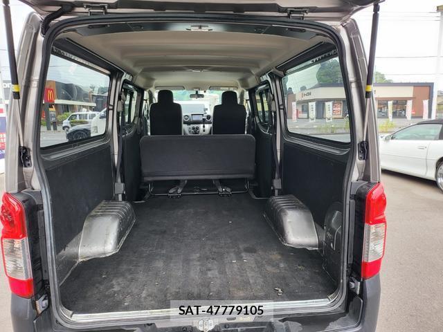 Nissan NV350 Caravan 2016-05 8053617-6
