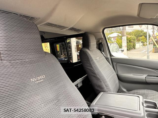 Nissan NV350 Caravan 2019-05 8053874-5