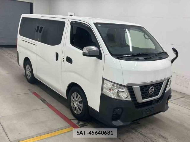 Nissan NV350 Caravan 2021-05 8055176-0