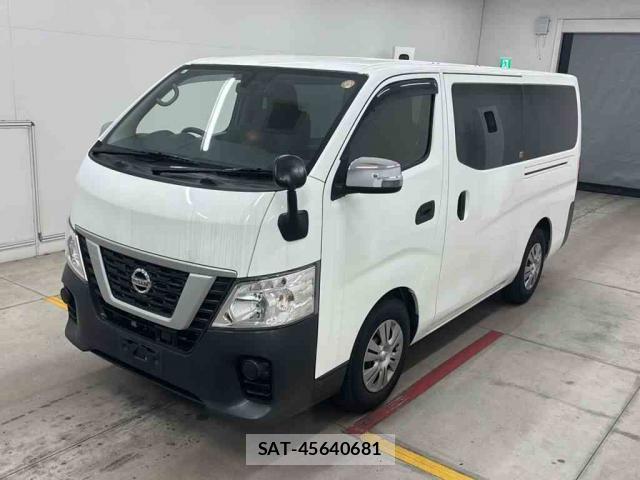 Nissan NV350 Caravan 2021-05 8055176-1